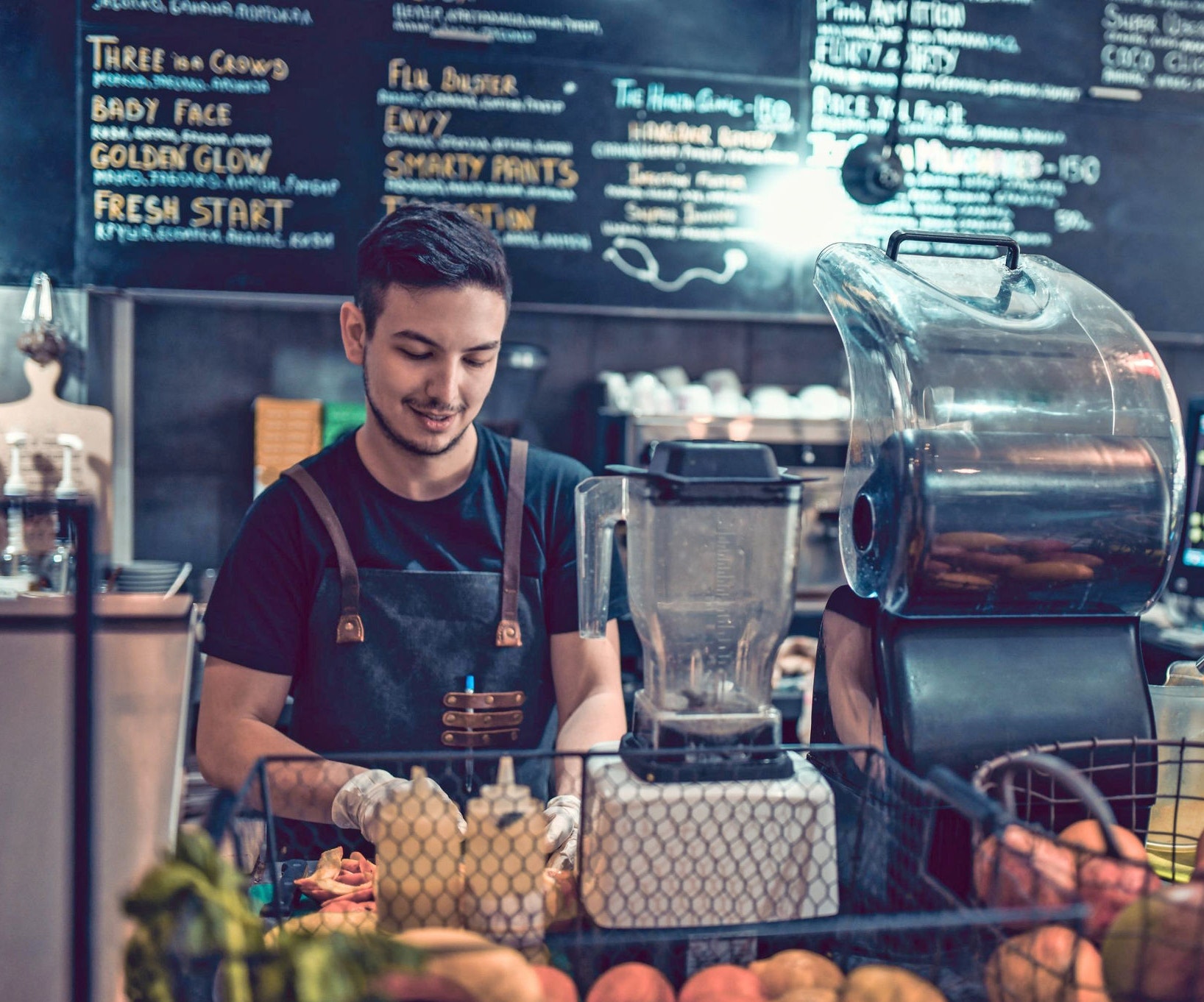 canva-male-barista-smoothie-bar